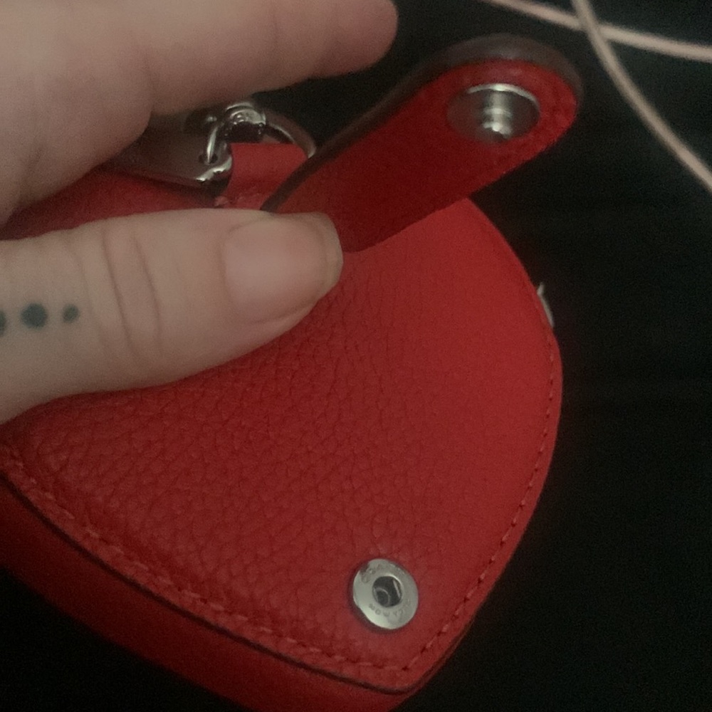 Coach 2024 valentines coin purse❤️ - Picture 6 of 7